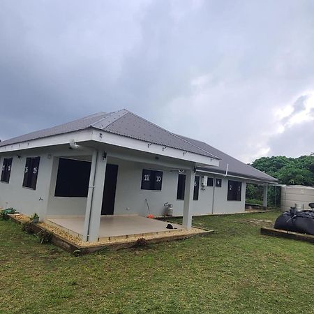 4 Bedroom Narpow Heights Holiday Home Port Vila Exterior photo